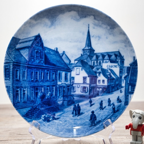 Sammelteller Berlin Design - Serie: Mettmann - Hotel Vogel  - blaues Porzellan  - Made in West Germany - 9D2 - TOP Zustand
