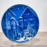 Weihnachtsteller - 1970: Bernkastel - von Berlin Design - blaues Porzellan - begrenzte Auflage - Made in West Germany - TOP Zustand (8C3)