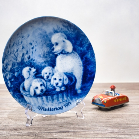 Sammelteller Muttertag: 1971 Silberpudel - Berlin Design - blaues Porzellan  - Made in West Germany - 19,5 cm - 8B3 - TOP Zustand