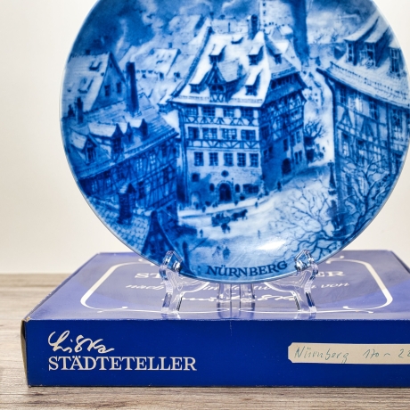 Sammelteller, Städteteller: Nürnberg - Berlin Design - blaues Porzellan  - Made in Germany - mit Karton - 8C2 - TOP Zustand