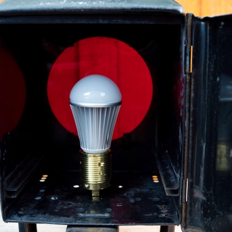 Eisenbahnlampe: Oberwagenlaterne original Deutsche Bahn, umgebaut auf E27 Fassung mit ordentlich Patina, LED Leuchtmittel, Unikat, Upcycling