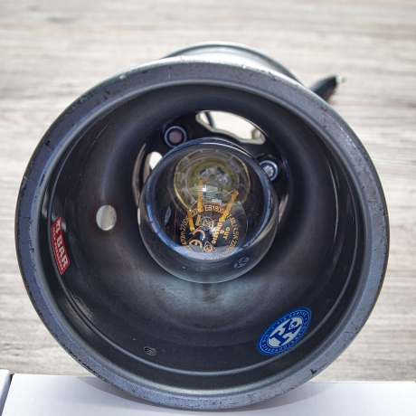 Tischlampe UNIKAT mit Zertifikat: Gokartfelge umgebaut zu einer Tischlampe- Handmade in Germany Top Geschenk für Racing Fans.