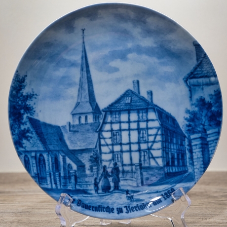 Sammelteller Berlin Design - Städteteller Iserlohn - Die Bauernkirche um 1860 - blaues Porzellan - Made in Germany - 9D2 - TOP Zustand