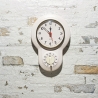 Küchenuhr der Firma Peter - mit integrierter Eieruhr - Quarzuhrwerk - batteriebetrieben - Wanduhr - Made in Germany - voll funktionsfähig UW
