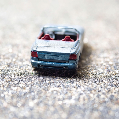 Herpa BMW Z1 Modellauto in blau metallic – Maßstab 1:87 – Perfektes Sammlerstück für BMW-Fans und Modellauto-Liebhaber H0 1/87