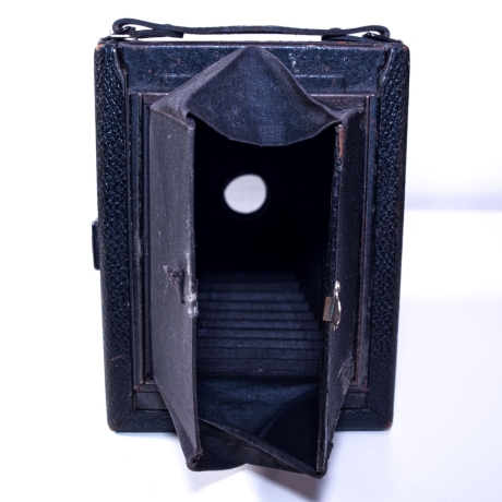Balgenkamera Umbausatz 9x12 D-Back. Ermöglicht den Anschluss einer Digitalkamera an eine Laufbodenkamera, Plattenkamera bzw. Balgenkamera