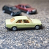 Herpa Mercedes 190E Modellauto in schilfgrün – Maßstab 1:87 – Perfektes Sammlerstück für Mercedes Fans und Modellauto-Liebhaber H0 1/87