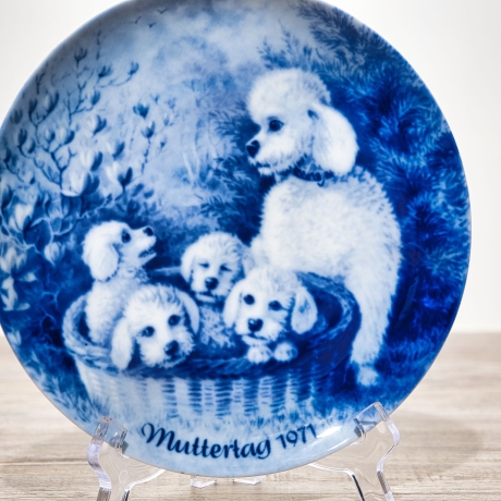 Sammelteller Muttertag: 1971 Silberpudel - Berlin Design - blaues Porzellan  - Made in West Germany - 19,5 cm - 8B3 - TOP Zustand