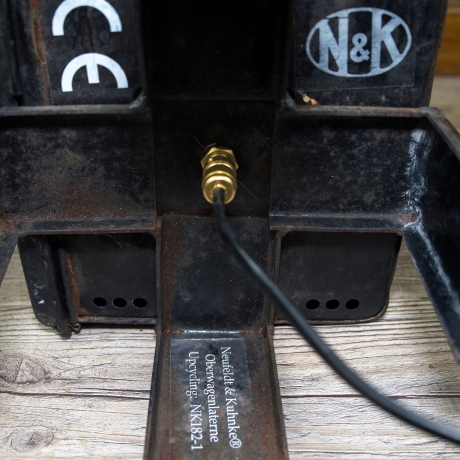 Eisenbahnlampe: Oberwagenlaterne original Deutsche Bahn, umgebaut auf E27 Fassung mit ordentlich Patina, LED Leuchtmittel, Unikat, Upcycling