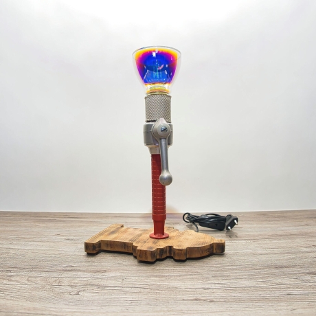 Kleinserie: Original Feuerwehr Spritze als Tischlampe, E14, Schuko Stecker, Schnurzwischenschalter | Limitierte Auflage mit Zertifikat