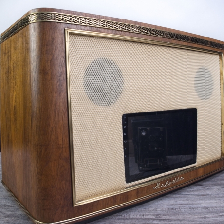 Röhrenradio Retromod: Melodia Radio mit Android Radio (Touchscreen Wifi, Bluetooth) umgebaut - 4 moderne Ground Zero Speaker - Einzelstück