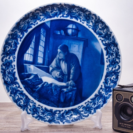 Sammelteller Berlin Design - Geograph nach Johannes Vermeer, blaues Porzellan  - Made in Germany - 9E3 - TOP Zustand