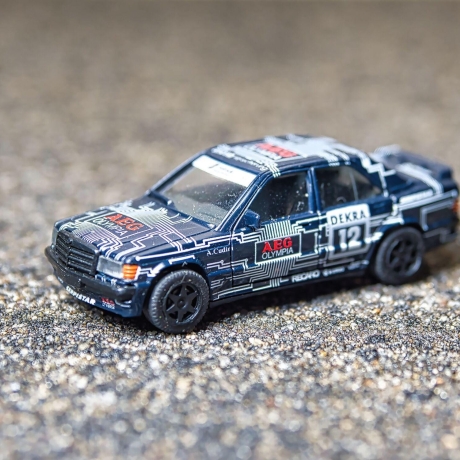 Herpa Mercedes-Benz 190 E 2.3-16 AEG Dekra Nr. 12 Modellauto – Maßstab 1:87 – Sammlerstück für Racing Fans und Modellauto-Liebhaber H0 1/87