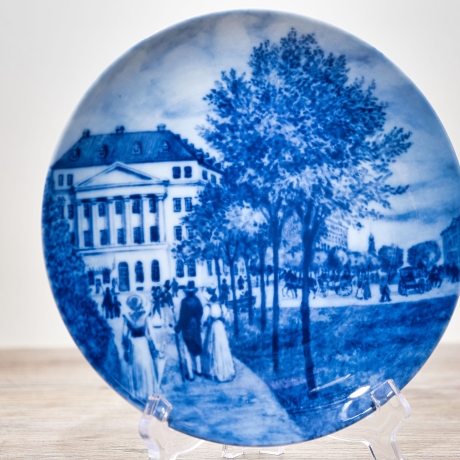Sammelteller Berlin Design - Serie: Alt Hamburg - Die Esplanade um 1840 - blaues Porzellan  - Made in Germany - 9D1 - TOP Zustand