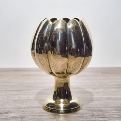 Zeitlose Eleganz im Art Deco Stil: Elegante Messingvase,  deutsches Kunsthandwerk, glanzpoliert für stilvolle Akzente in Ihrem Zuhause  - H2