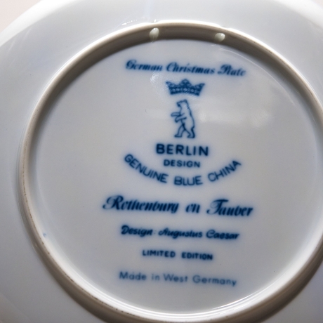 Christmas - 1971:  Rothenburg on Tauber - von Berlin Design - blaues Porzellan - begrenzte Auflage - Made in West Germany (8F1)