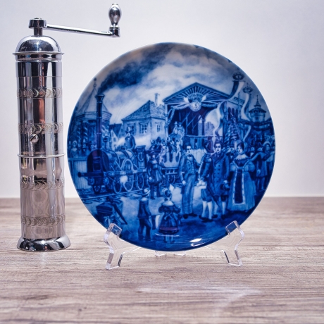 Sammelteller Berlin Design - Serie: Historica - Die erste Eisenbahn 1835 - blaues Porzellan  - Made in Germany - 9D1 - TOP Zustand