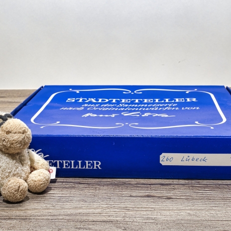 Sammelteller, Städteteller: Lübeck - Berlin Design - blaues Porzellan  - Made in Germany - mit Karton - 8E2 - TOP Zustand