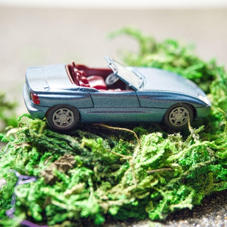 Herpa BMW Z1 Modellauto in blau metallic – Maßstab 1:87 – Perfektes Sammlerstück für BMW-Fans und Modellauto-Liebhaber H0 1/87