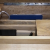 Ladestation für Tablets und Smartphone mit Qi Ladeplatz (3 Tablets plus 4 Smartphones) mit 3 Geheimfächern. Plattenspieler Upcycling