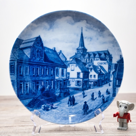 Sammelteller Berlin Design - Serie: Mettmann - Hotel Vogel  - blaues Porzellan  - Made in West Germany - 9D2 - TOP Zustand