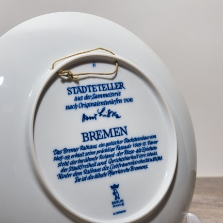 Sammelteller, Städteteller: Bremen - Berlin Design - blaues Porzellan  - Made in Germany - mit Karton - 8C1 - TOP Zustand