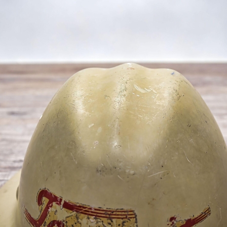 Ein Stück amerikanischer Geschichte: Vintage Sicherheitshelm Tornado aus den frühen USA.  Geschenk für Handwerker und Sicherheitsexperten.