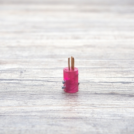 Lautsprecherstecker Paar für Verstärker mit DIN Anschluss (Strichpunkt) für Kabel bis 2,5 Quadratmillimeter, verstellbare Kontakte LSDN-1