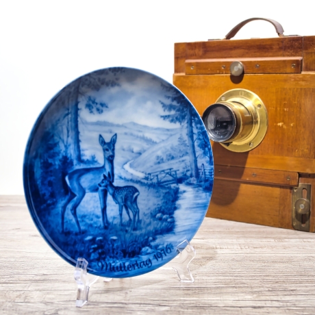 Sammelteller Muttertag: 1976 Rehe - Berlin Design - blaues Porzellan  - Made in West Germany - 19,5 cm - 8B3 - TOP Zustand
