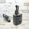 Einzelstück: Das leuchtende Bügeleisen - Upcycling Umbau zur Lampe mit Schalter, E14 Fassung  - inklusive Echtheitszertifikat (LP H1)