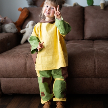 Visuell Design - Leinen Abenteuer Shirt für Kinder, Kleinkinder Leinenkleidung Patchwork Kniepatch Bunt - Kindergartentauglich
