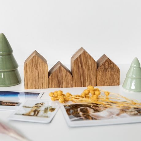 Giebelhäuser aus Eichenholz, 4 Stk., Deko, Geschenk, Geburtstag