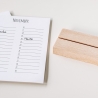 Geburtstagskalender, mit Ständer aus Holz, mit Gravur, Geburtstag