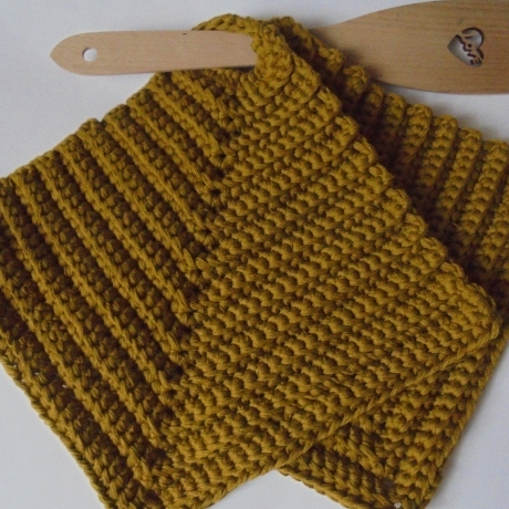 Wie von Oma gemacht-zeitlos -schön-sehr soft -2er Set  Topflappen