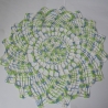 Ein Hauch von Frühling und frischen farben-Zart wie Spitze-Häkeldecke aus weiss-lindgrün-himmelblau  Baumwollgarn mit 16 Spitzen ca 43-44 cm