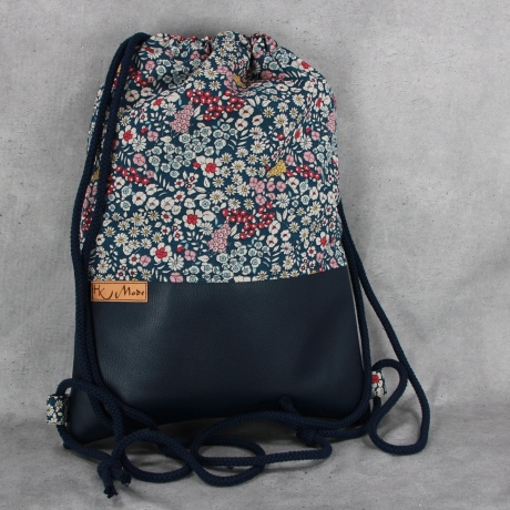Turnbeutel blau mit kleinen Blumen