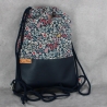 Turnbeutel blau mit kleinen Blumen