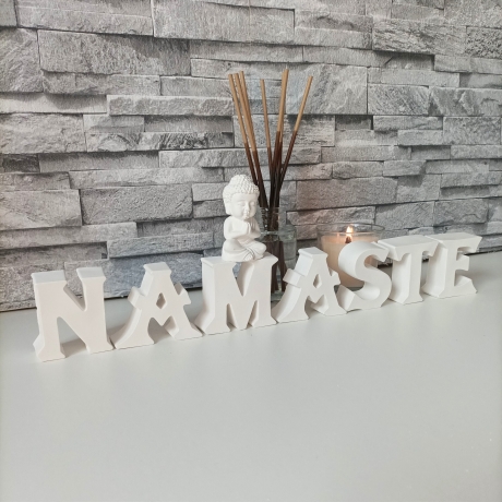 Schriftzug Namaste, Buddha Figur, Geschenkset Buddha, Spirituelle Deko, Spirituelle Geschenke, Spirituelle Kerzen, Spirituell, Geschenkidee