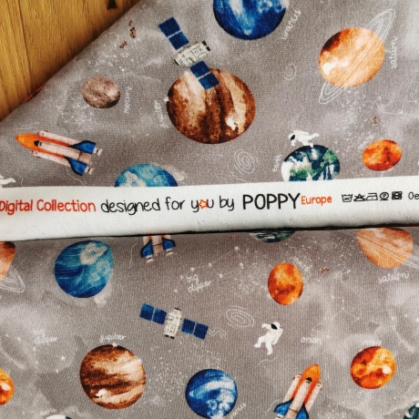 French-Terry Stoff Weltraum mit Raketen, Shuttles, Satelliten und Planeten auf grau | designed by POPPY Europe