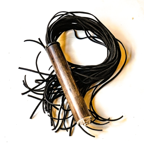 Linguine/Nero. 61cm/24 Veloursleder-Flogger