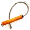 E-A-D-G. 61cm/24 Stahlruten-Peitsche aus echten Bass-Saiten