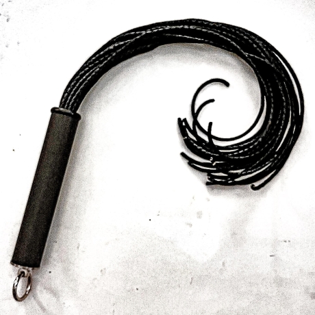 Flechtleder-Flogger Blueberry. 61cm/24 BDSM