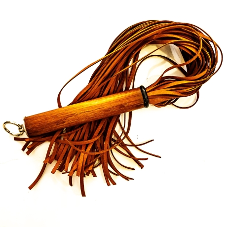 Tagliatelle/Vegan/Caramello. 61cm/24 Flogger