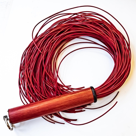 Spaghetti/Pomodoro. 61cm/24 Leder-Flogger