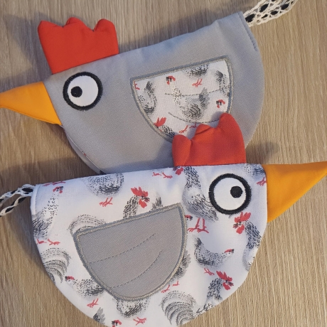Topflappen Huhn, Hühner