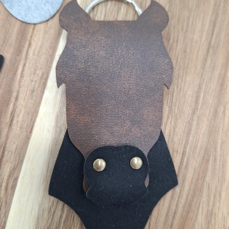 Schlüsselanhänger Kunstleder Kuh Pferd Schwein
