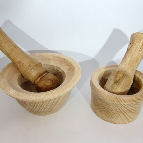 Holz-Mörser / einzigartige Handarbeit / Unikat-Mörser mit Stößel
