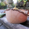 rustikale Holzschale aus Apfelholz mit Rindenrand naturbelassen