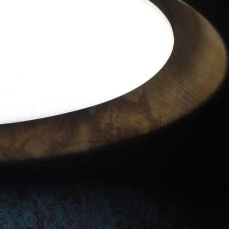 Moderne, helle, große Holzlampe aus Birke / hellem LED Licht