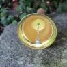 Hand-Glocke mit gedrechseltem Griff und Messing Klangkörper